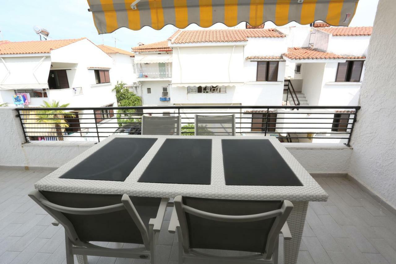Villa Repas Pefkochori Bagian luar foto